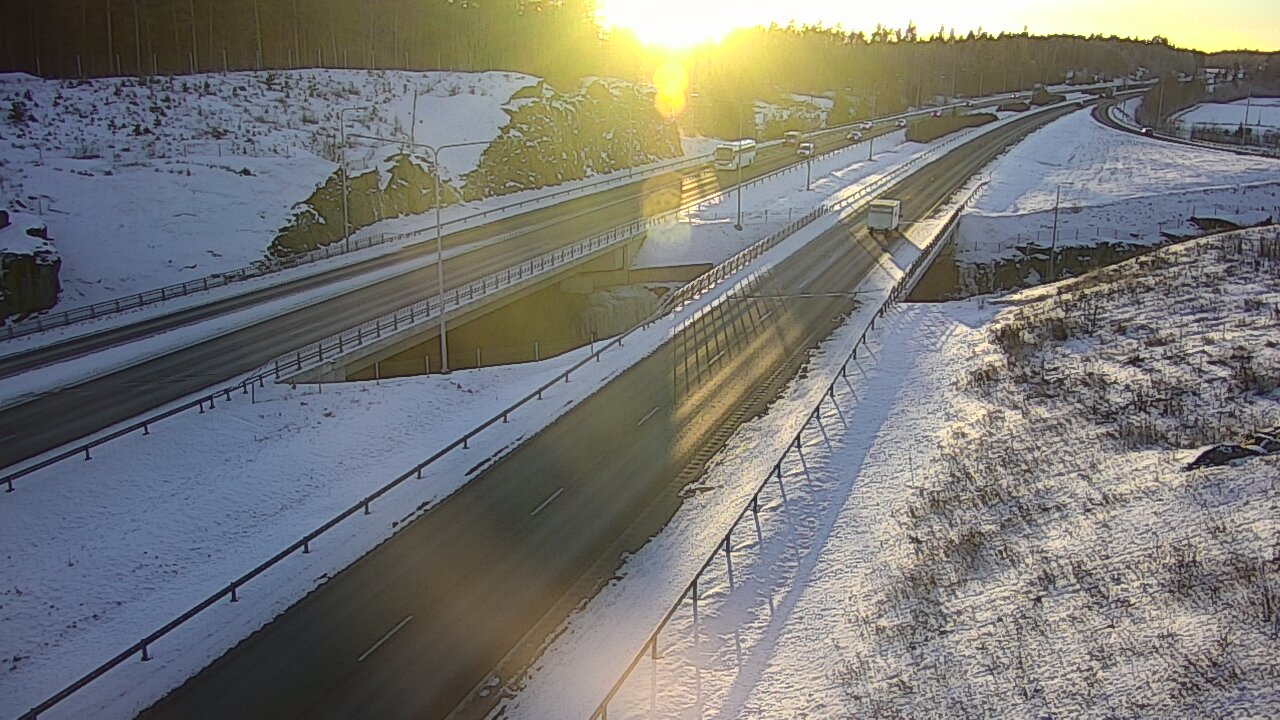 Weather Camera Image Road 1 Kaarina, Kirismäki, Kaarina, Varsinais-Suomi