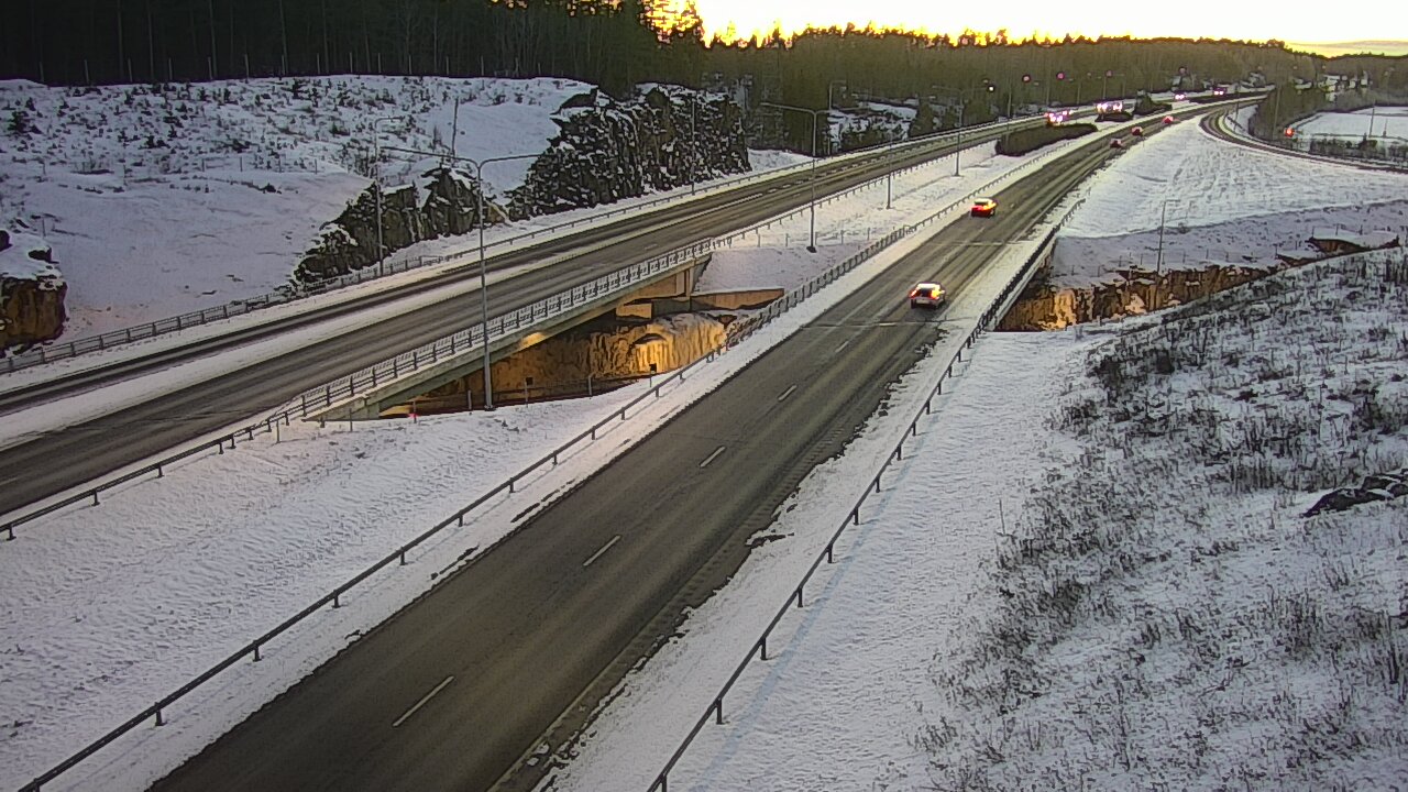 Weather Camera Image Road 1 Kaarina, Kirismäki, Kaarina, Varsinais-Suomi