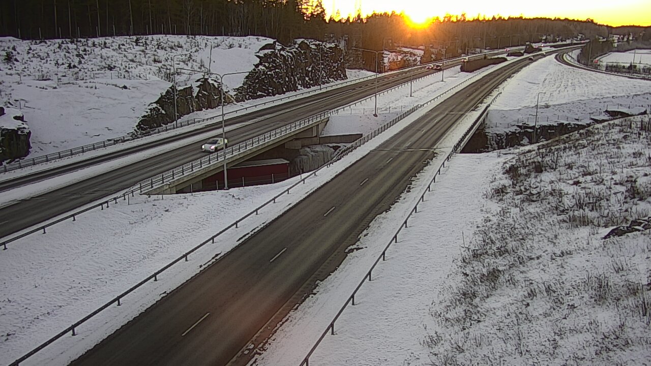 Weather Camera Image Road 1 Kaarina, Kirismäki, Kaarina, Varsinais-Suomi