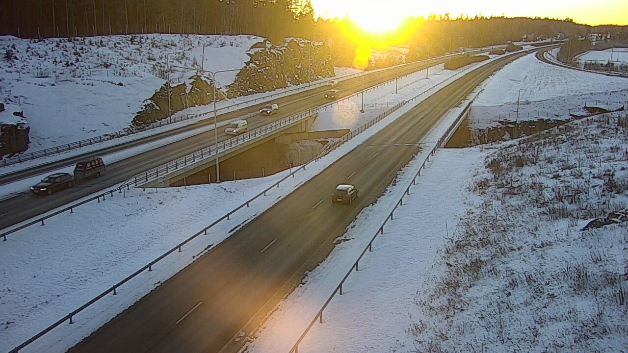 Weather Camera Image Road 1 Kaarina, Kirismäki, Kaarina, Varsinais-Suomi