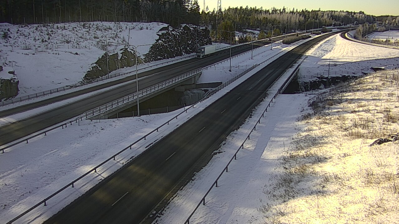 Weather Camera Image Road 1 Kaarina, Kirismäki, Kaarina, Varsinais-Suomi