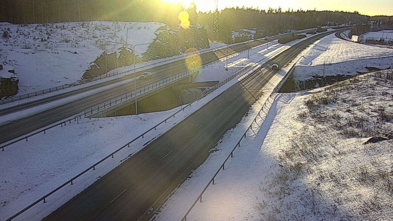 Weather Camera Image Road 1 Kaarina, Kirismäki, Kaarina, Varsinais-Suomi