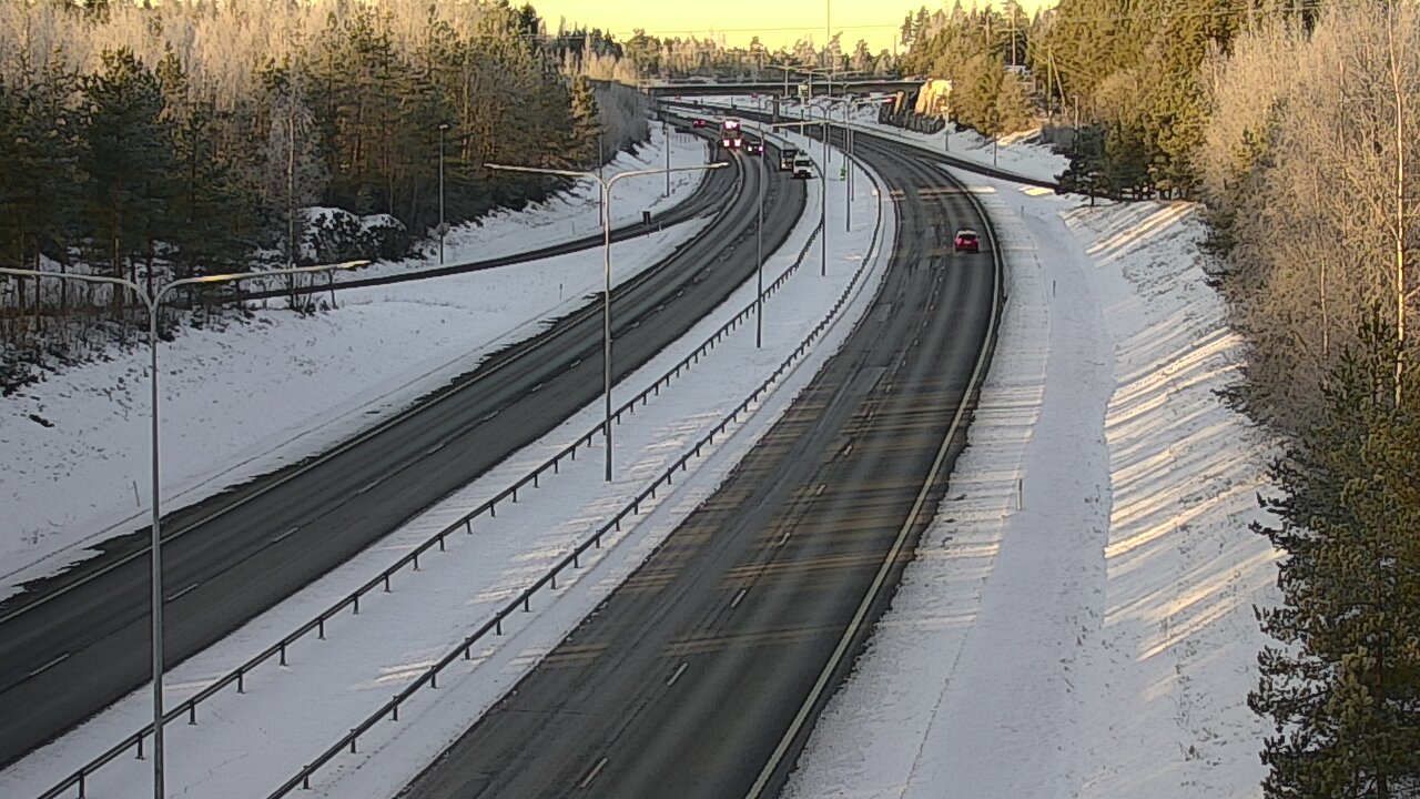 Weather Camera Image Road 1 Paimio, Vista, Paimio, Varsinais-Suomi