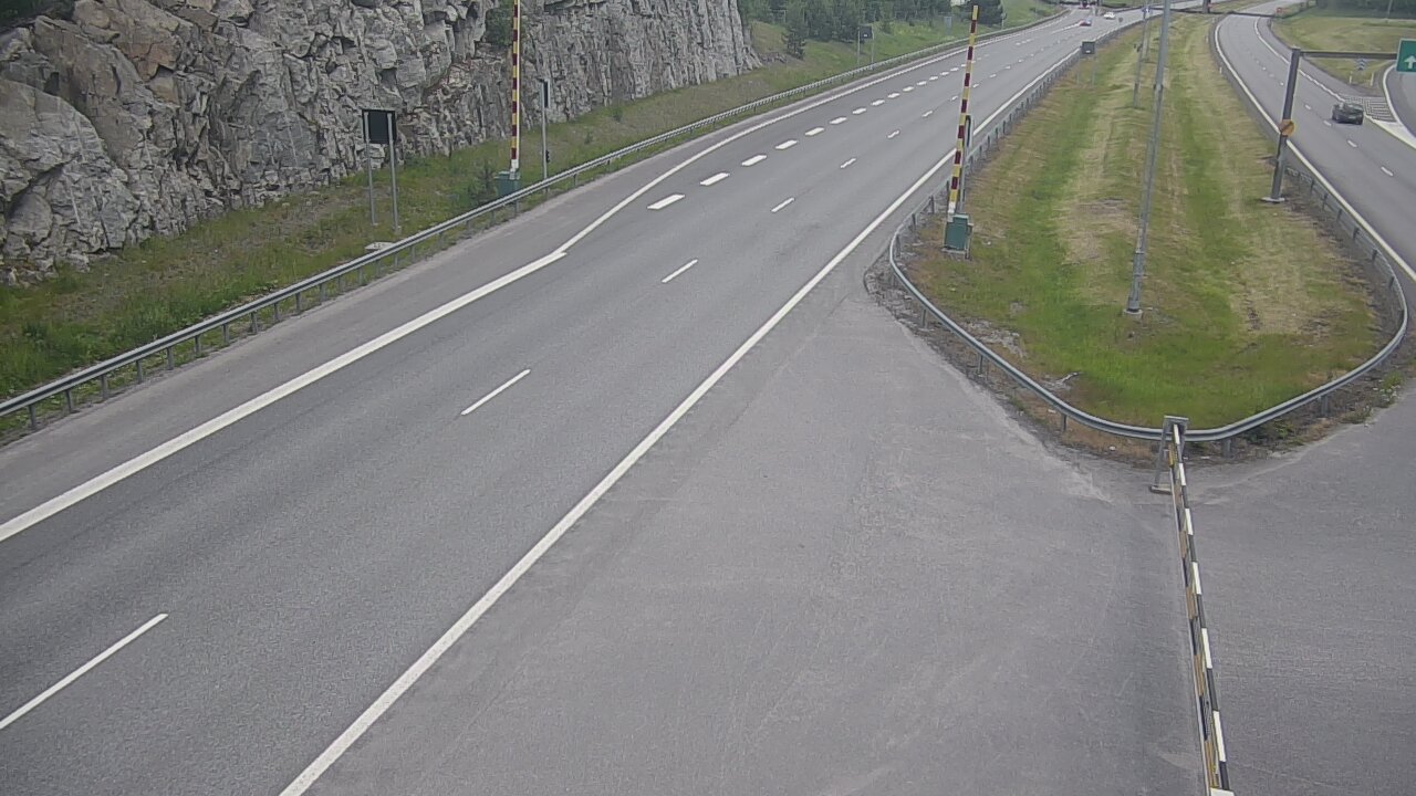 Kelikamerat Kuva Tie 1 Salo, Isokylän tunneli, puomi itä, Salo, Varsinais-Suomi