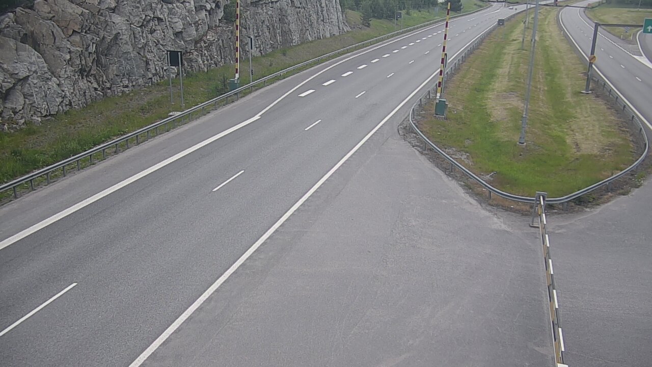 Kelikamerat Kuva Tie 1 Salo, Isokylän tunneli, puomi itä, Salo, Varsinais-Suomi