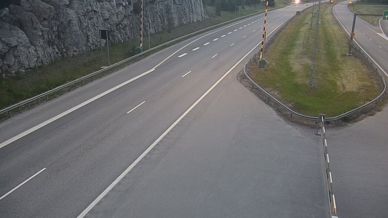 Kelikamerat Kuva Tie 1 Salo, Isokylän tunneli, puomi itä, Salo, Varsinais-Suomi