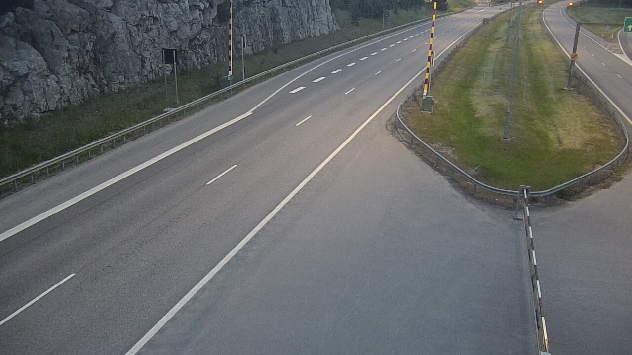 Kelikamerat Kuva Tie 1 Salo, Isokylän tunneli, puomi itä, Salo, Varsinais-Suomi