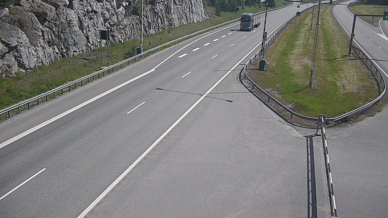 Kelikamerat Kuva Tie 1 Salo, Isokylän tunneli, puomi itä, Salo, Varsinais-Suomi