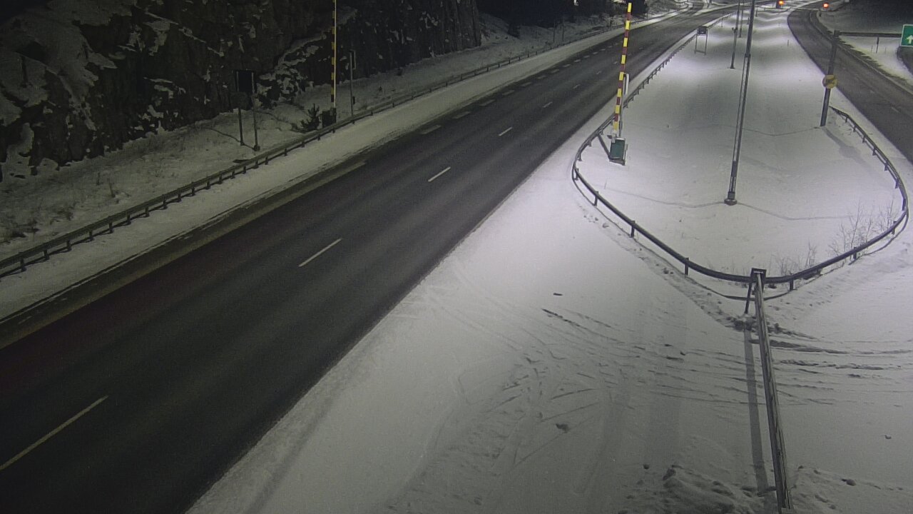 Kelikamerat Kuva Tie 1 Salo, Isokylän tunneli, puomi itä, Salo, Varsinais-Suomi