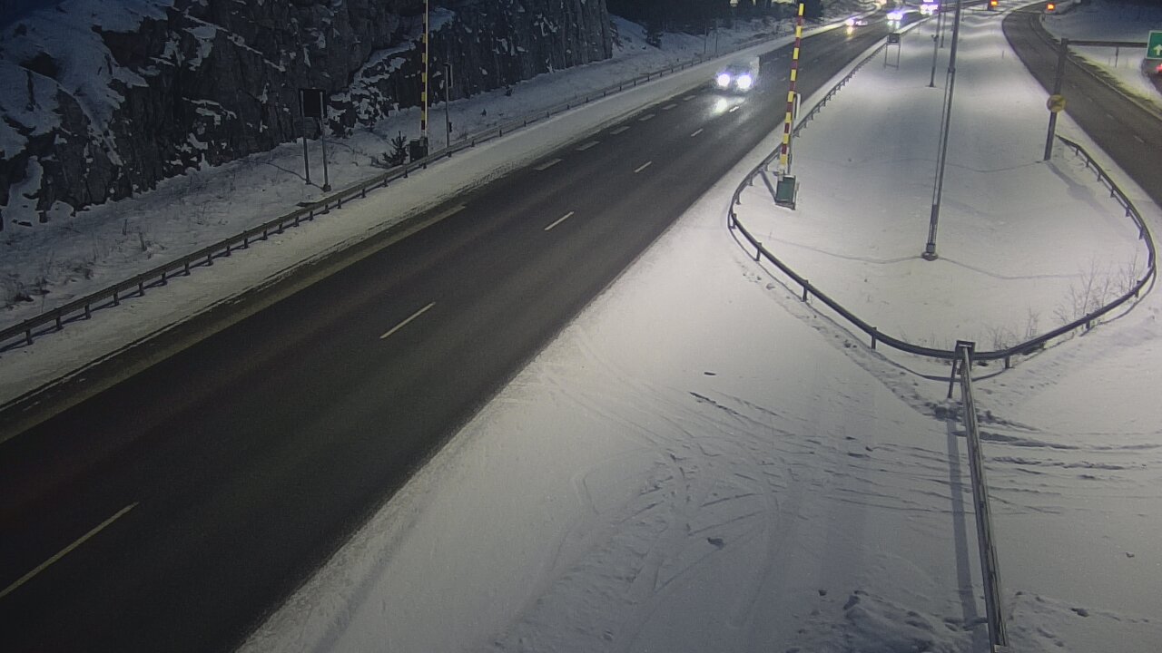 Kelikamerat Kuva Tie 1 Salo, Isokylän tunneli, puomi itä, Salo, Varsinais-Suomi