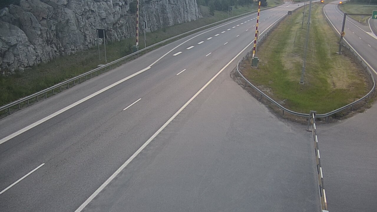 Kelikamerat Kuva Tie 1 Salo, Isokylän tunneli, puomi itä, Salo, Varsinais-Suomi