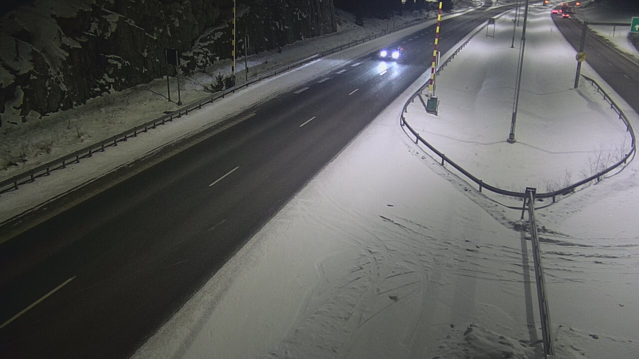 Kelikamerat Kuva Tie 1 Salo, Isokylän tunneli, puomi itä, Salo, Varsinais-Suomi