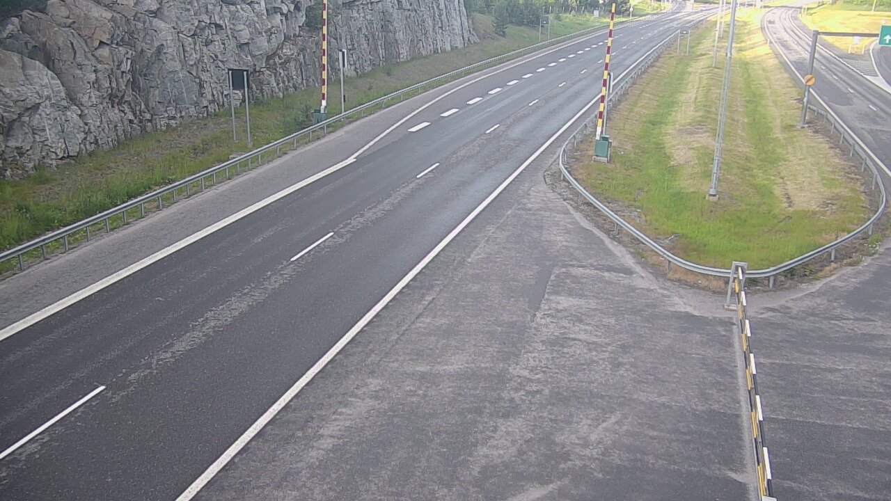 Kelikamerat Kuva Tie 1 Salo, Isokylän tunneli, puomi itä, Salo, Varsinais-Suomi