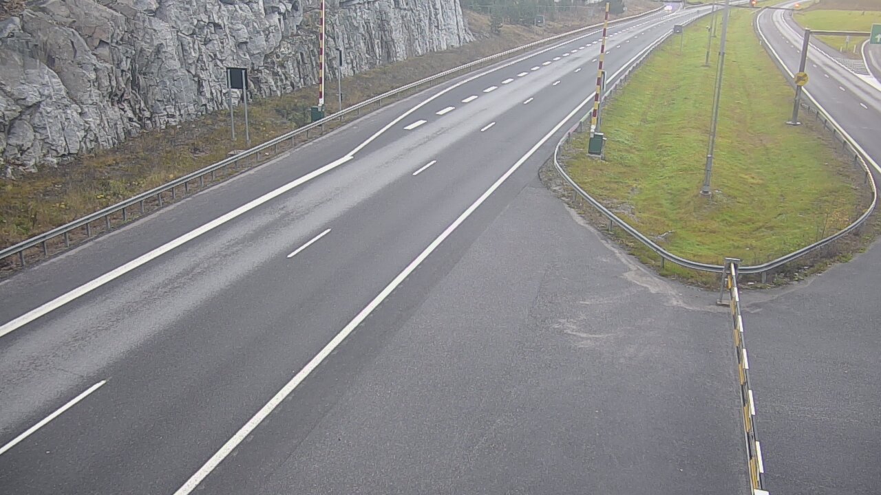 Kelikamerat Kuva Tie 1 Salo, Isokylän tunneli, puomi itä, Salo, Varsinais-Suomi