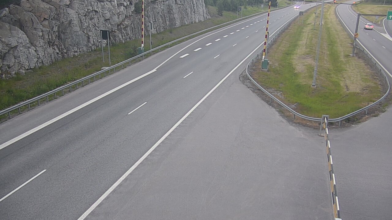 Kelikamerat Kuva Tie 1 Salo, Isokylän tunneli, puomi itä, Salo, Varsinais-Suomi