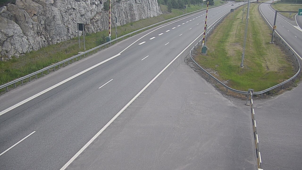 Kelikamerat Kuva Tie 1 Salo, Isokylän tunneli, puomi itä, Salo, Varsinais-Suomi