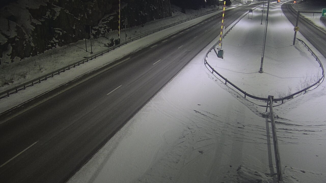 Kelikamerat Kuva Tie 1 Salo, Isokylän tunneli, puomi itä, Salo, Varsinais-Suomi