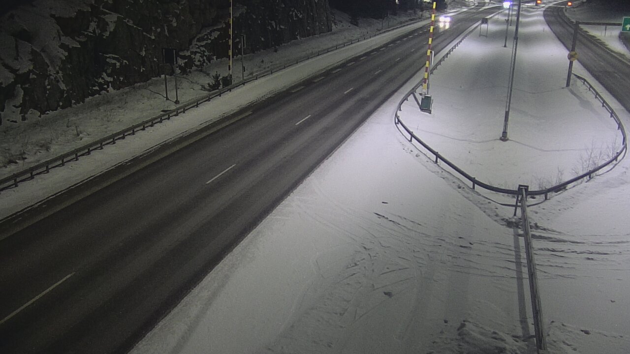 Kelikamerat Kuva Tie 1 Salo, Isokylän tunneli, puomi itä, Salo, Varsinais-Suomi