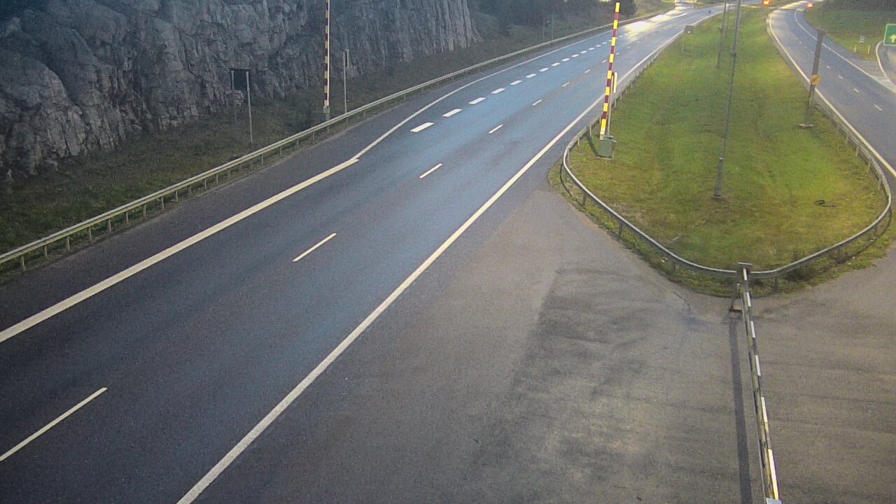 Kelikamerat Kuva Tie 1 Salo, Isokylän tunneli, puomi itä, Salo, Varsinais-Suomi
