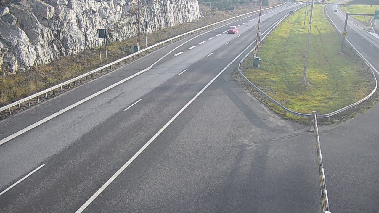 Kelikamerat Kuva Tie 1 Salo, Isokylän tunneli, puomi itä, Salo, Varsinais-Suomi