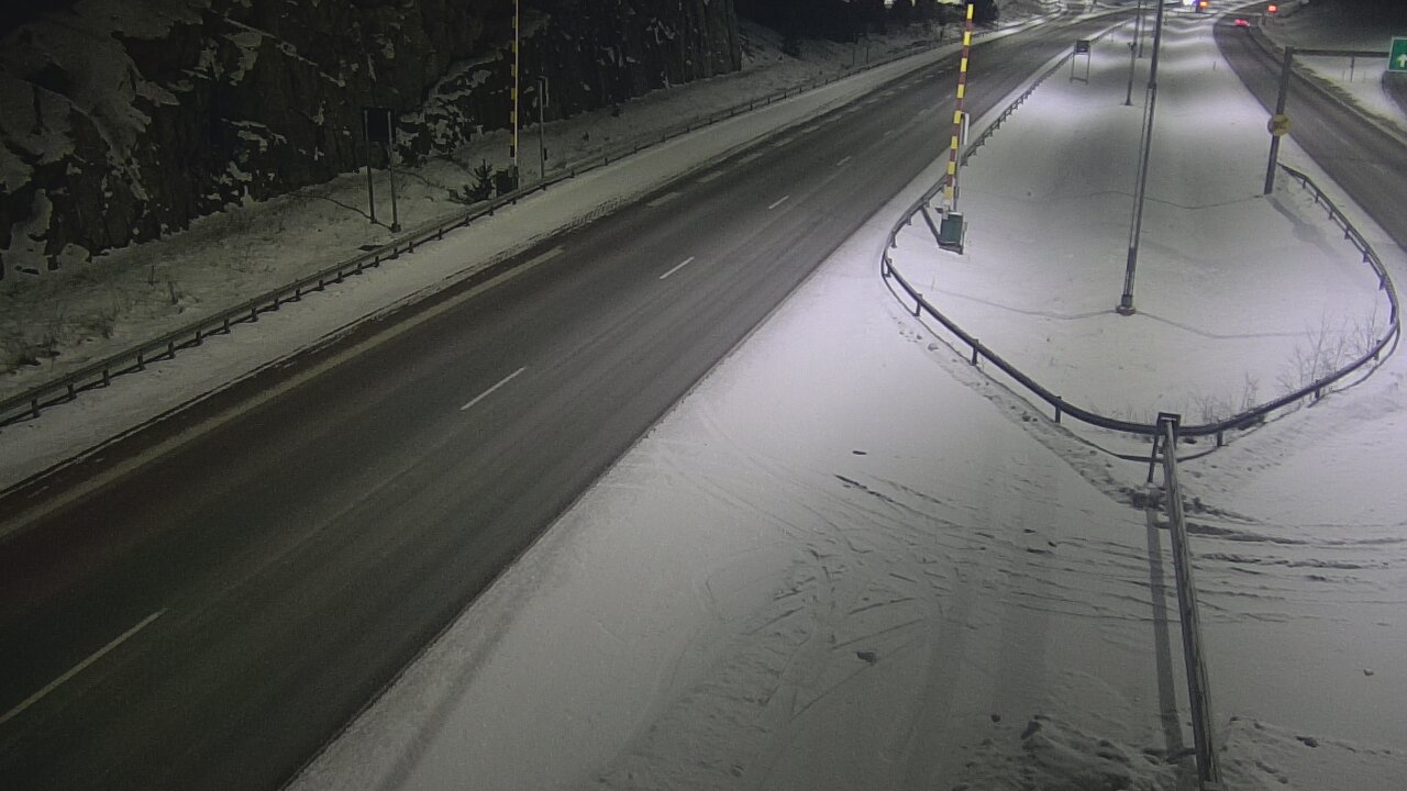 Kelikamerat Kuva Tie 1 Salo, Isokylän tunneli, puomi itä, Salo, Varsinais-Suomi