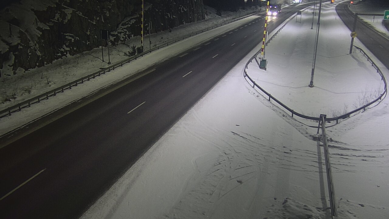 Kelikamerat Kuva Tie 1 Salo, Isokylän tunneli, puomi itä, Salo, Varsinais-Suomi