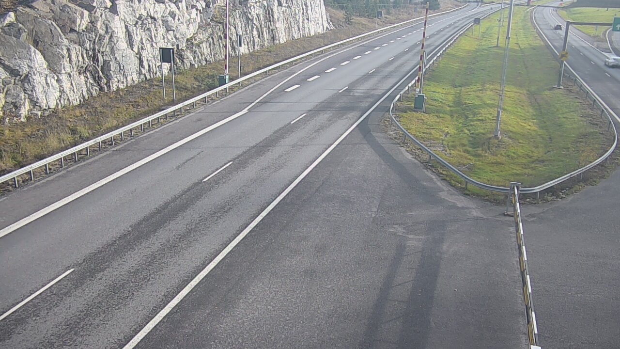 Kelikamerat Kuva Tie 1 Salo, Isokylän tunneli, puomi itä, Salo, Varsinais-Suomi