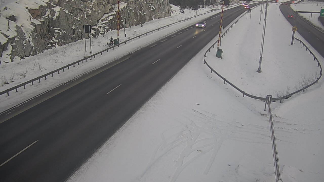 Kelikamerat Kuva Tie 1 Salo, Isokylän tunneli, puomi itä, Salo, Varsinais-Suomi