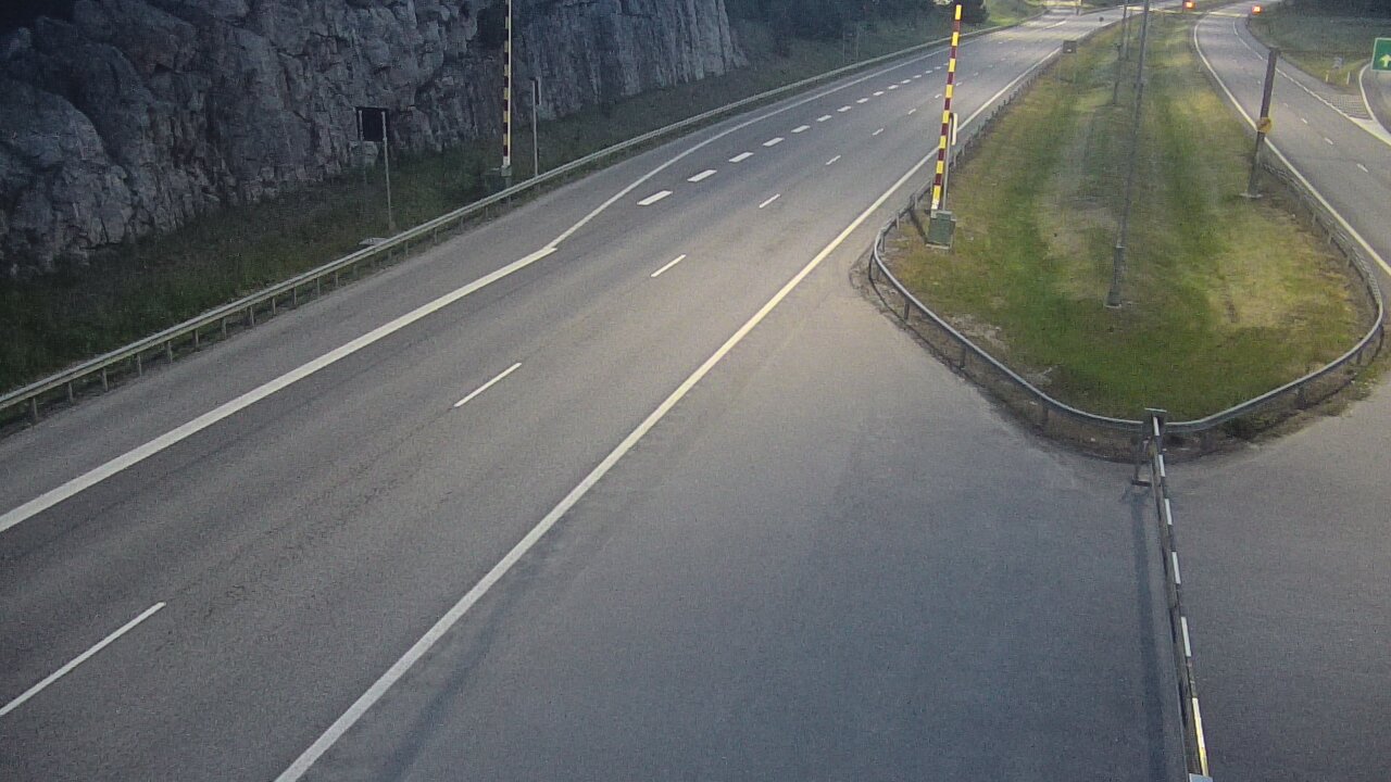 Kelikamerat Kuva Tie 1 Salo, Isokylän tunneli, puomi itä, Salo, Varsinais-Suomi