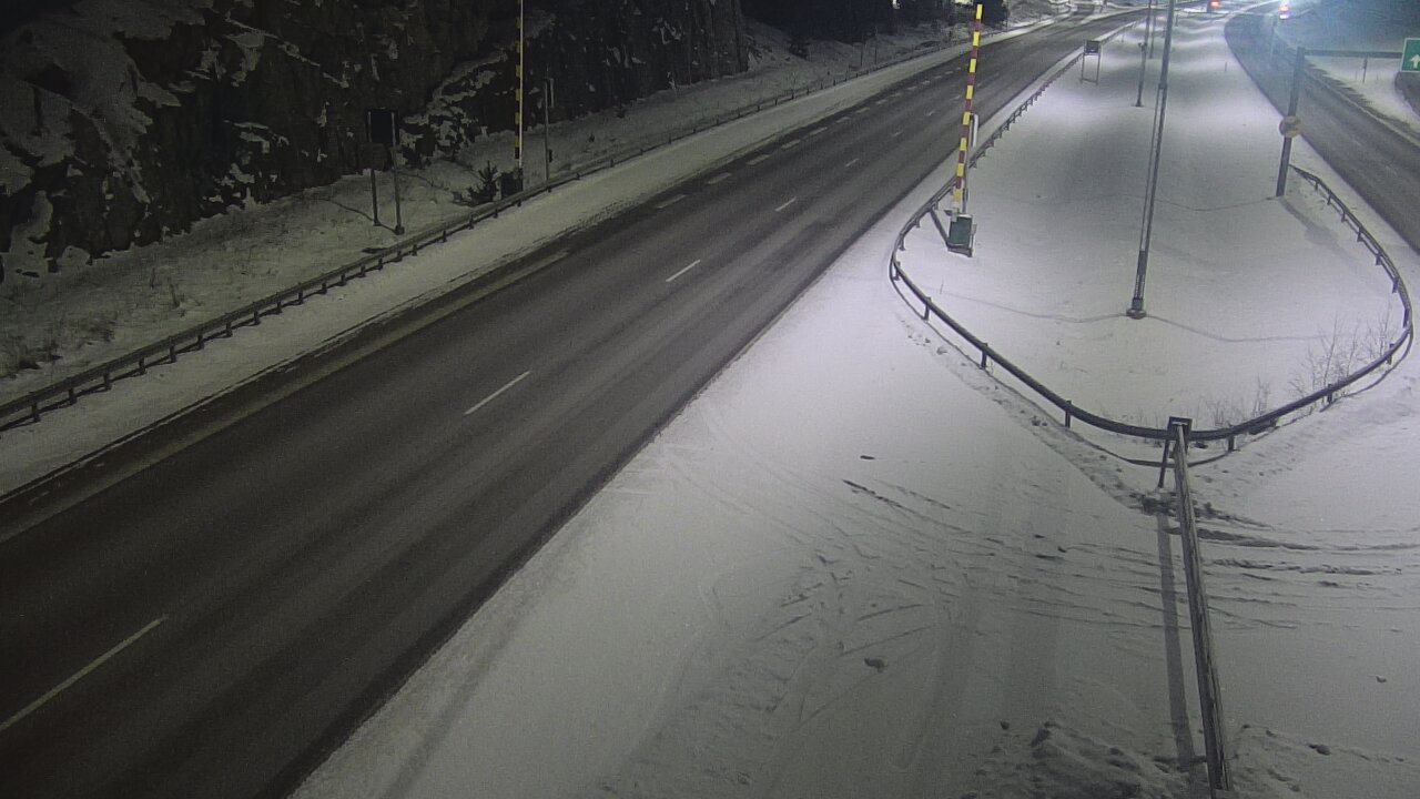 Kelikamerat Kuva Tie 1 Salo, Isokylän tunneli, puomi itä, Salo, Varsinais-Suomi