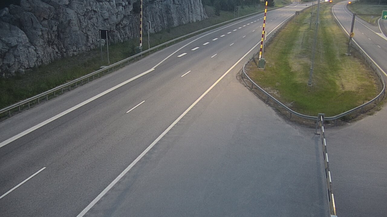 Kelikamerat Kuva Tie 1 Salo, Isokylän tunneli, puomi itä, Salo, Varsinais-Suomi