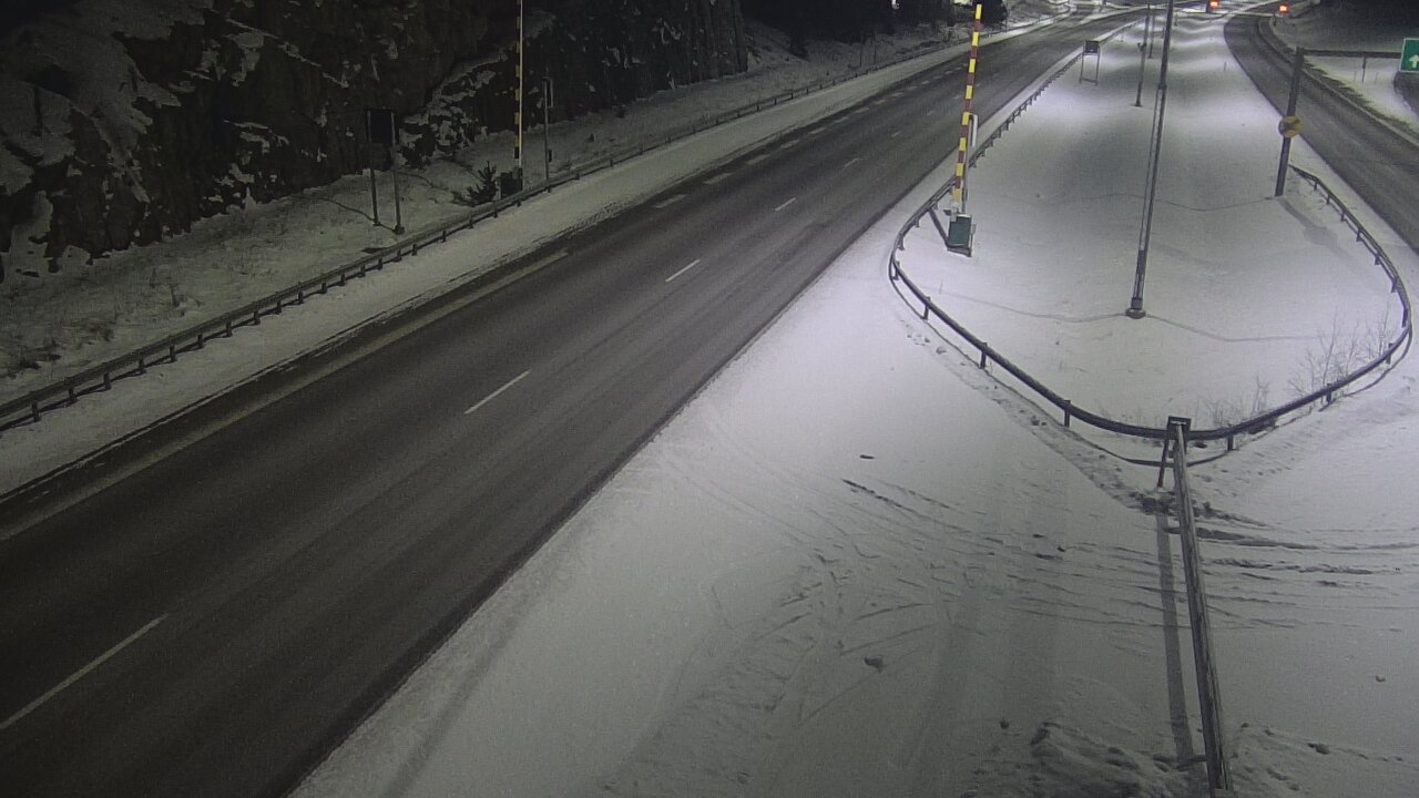 Kelikamerat Kuva Tie 1 Salo, Isokylän tunneli, puomi itä, Salo, Varsinais-Suomi