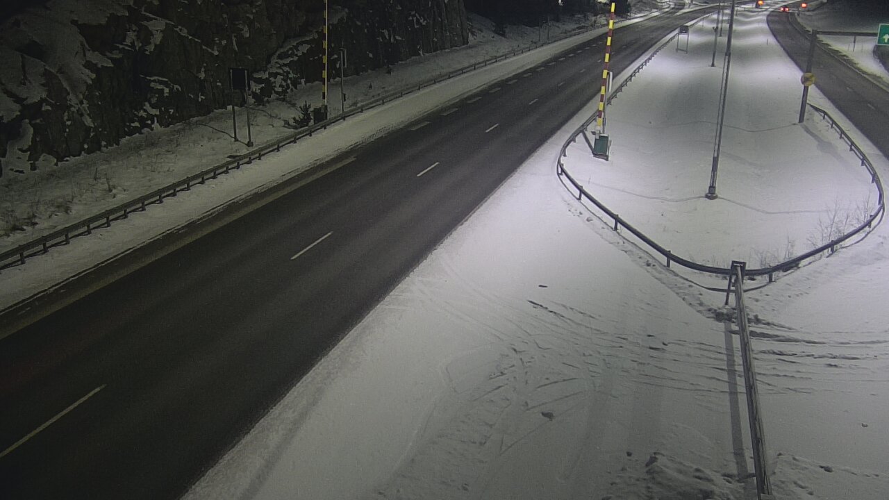 Kelikamerat Kuva Tie 1 Salo, Isokylän tunneli, puomi itä, Salo, Varsinais-Suomi