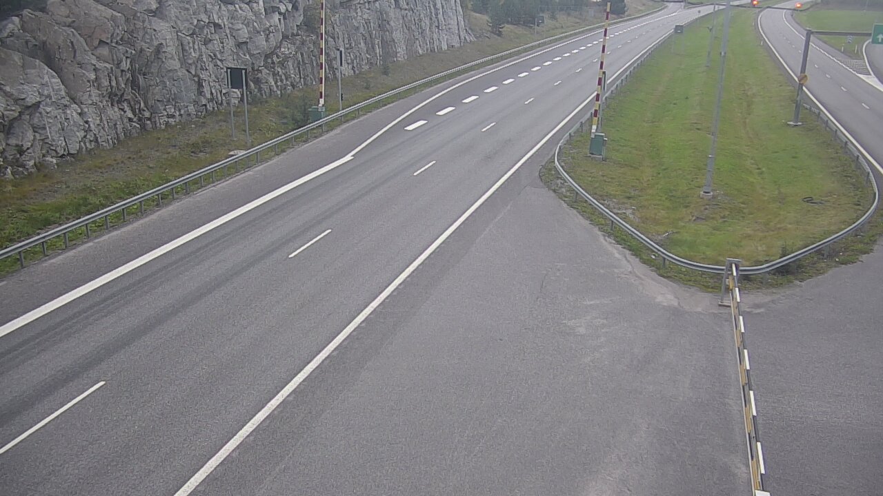Kelikamerat Kuva Tie 1 Salo, Isokylän tunneli, puomi itä, Salo, Varsinais-Suomi