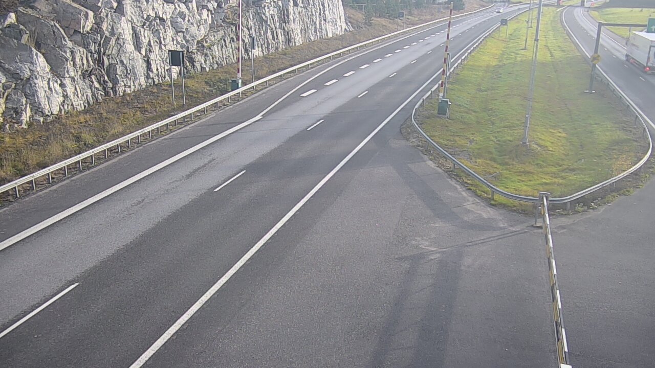 Kelikamerat Kuva Tie 1 Salo, Isokylän tunneli, puomi itä, Salo, Varsinais-Suomi