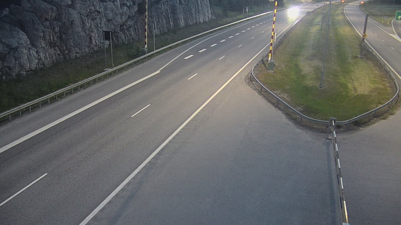 Kelikamerat Kuva Tie 1 Salo, Isokylän tunneli, puomi itä, Salo, Varsinais-Suomi