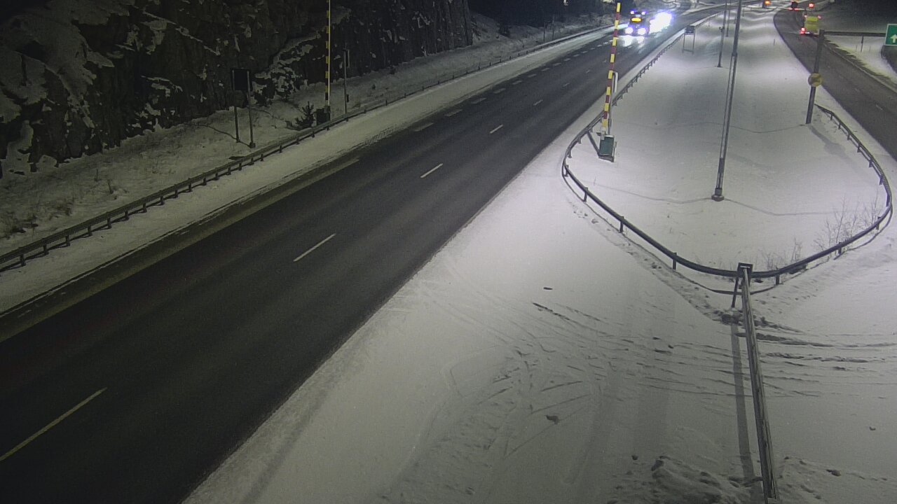 Kelikamerat Kuva Tie 1 Salo, Isokylän tunneli, puomi itä, Salo, Varsinais-Suomi