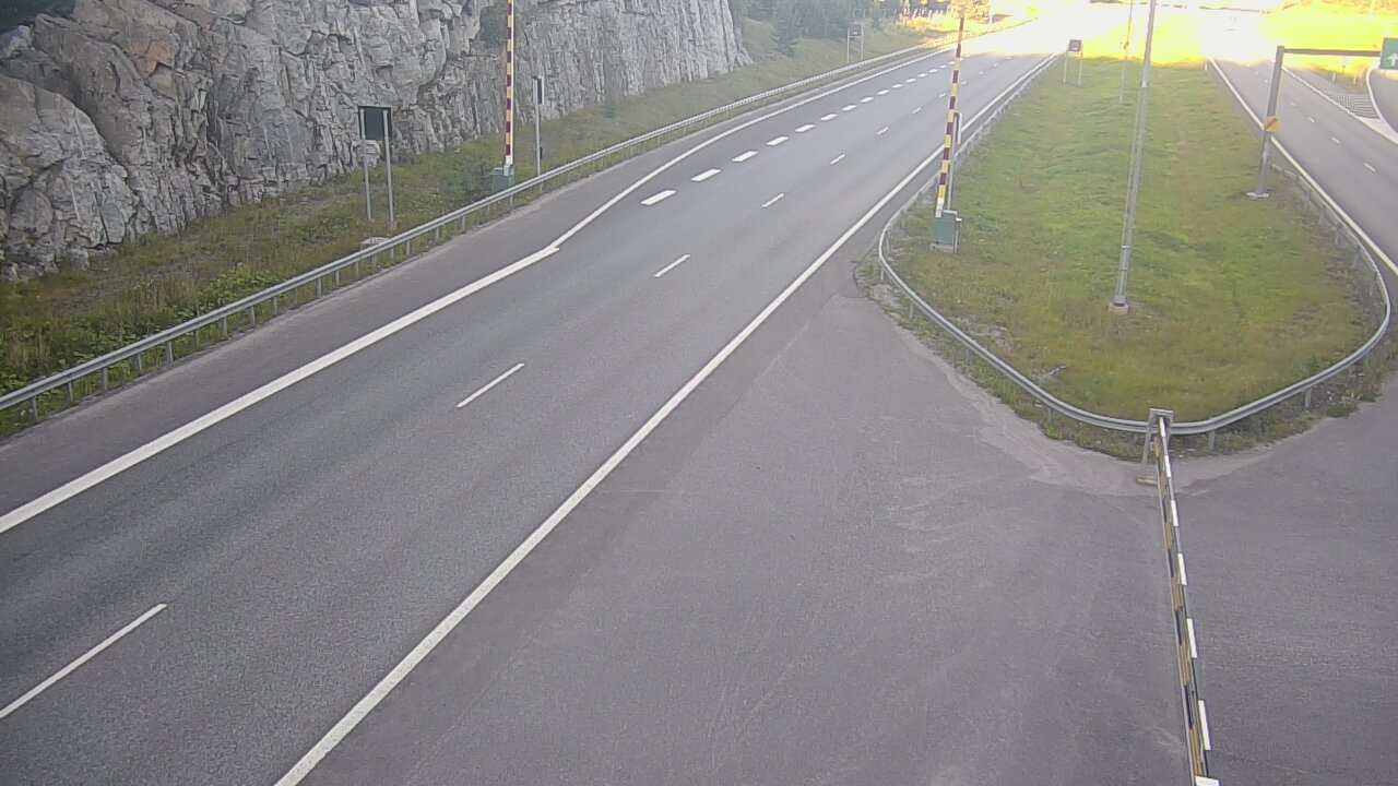 Kelikamerat Kuva Tie 1 Salo, Isokylän tunneli, puomi itä, Salo, Varsinais-Suomi