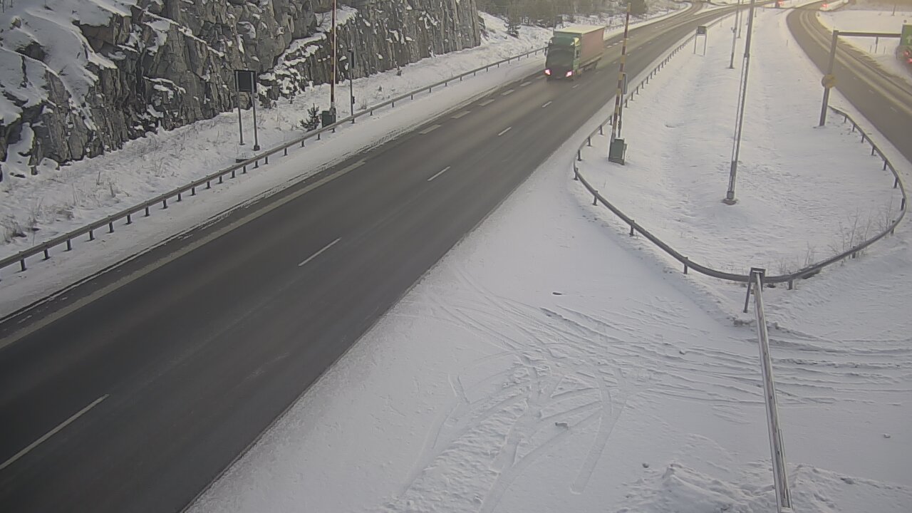 Kelikamerat Kuva Tie 1 Salo, Isokylän tunneli, puomi itä, Salo, Varsinais-Suomi