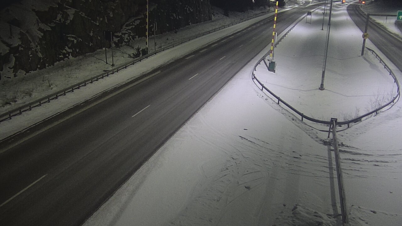 Kelikamerat Kuva Tie 1 Salo, Isokylän tunneli, puomi itä, Salo, Varsinais-Suomi