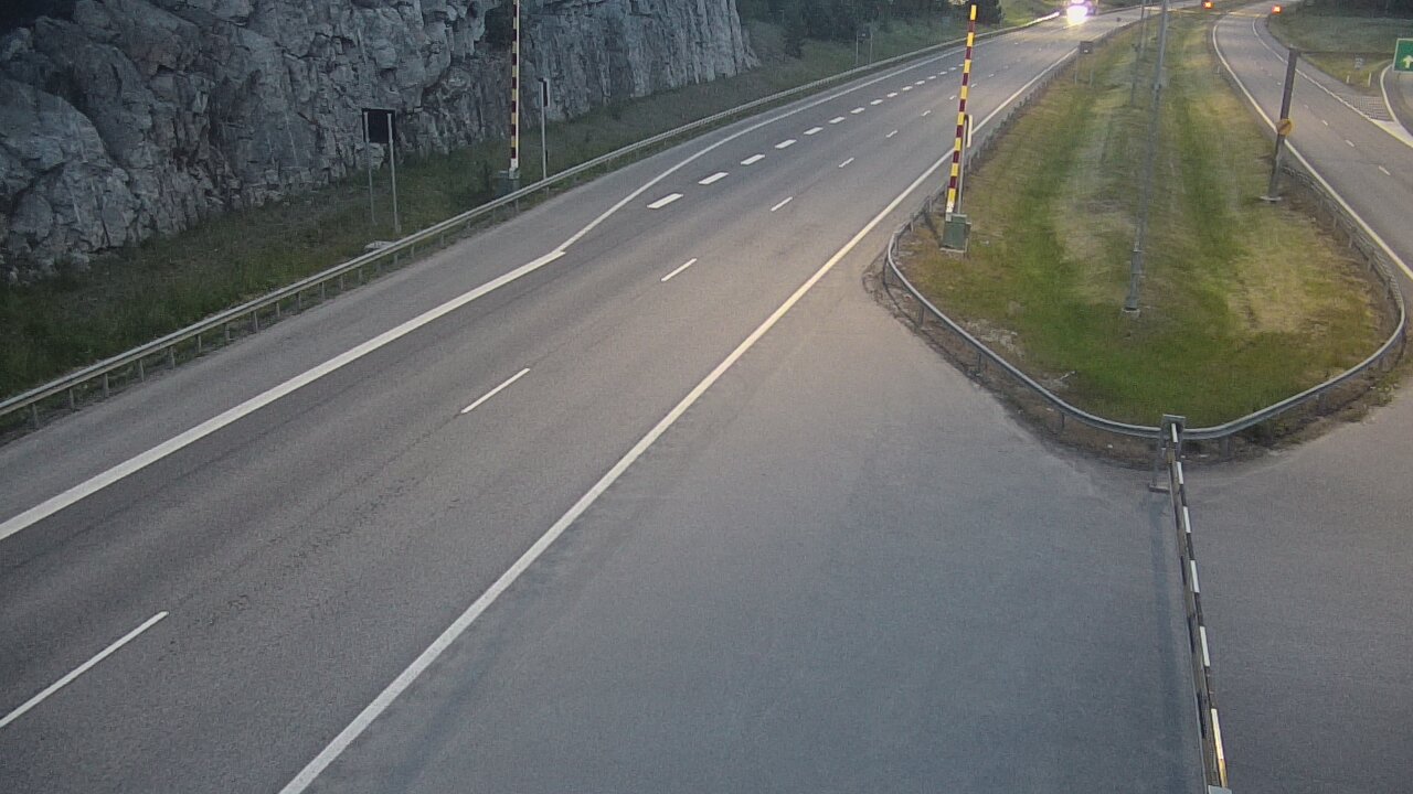 Kelikamerat Kuva Tie 1 Salo, Isokylän tunneli, puomi itä, Salo, Varsinais-Suomi