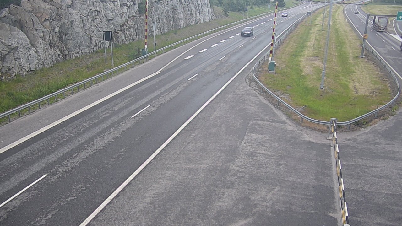 Kelikamerat Kuva Tie 1 Salo, Isokylän tunneli, puomi itä, Salo, Varsinais-Suomi