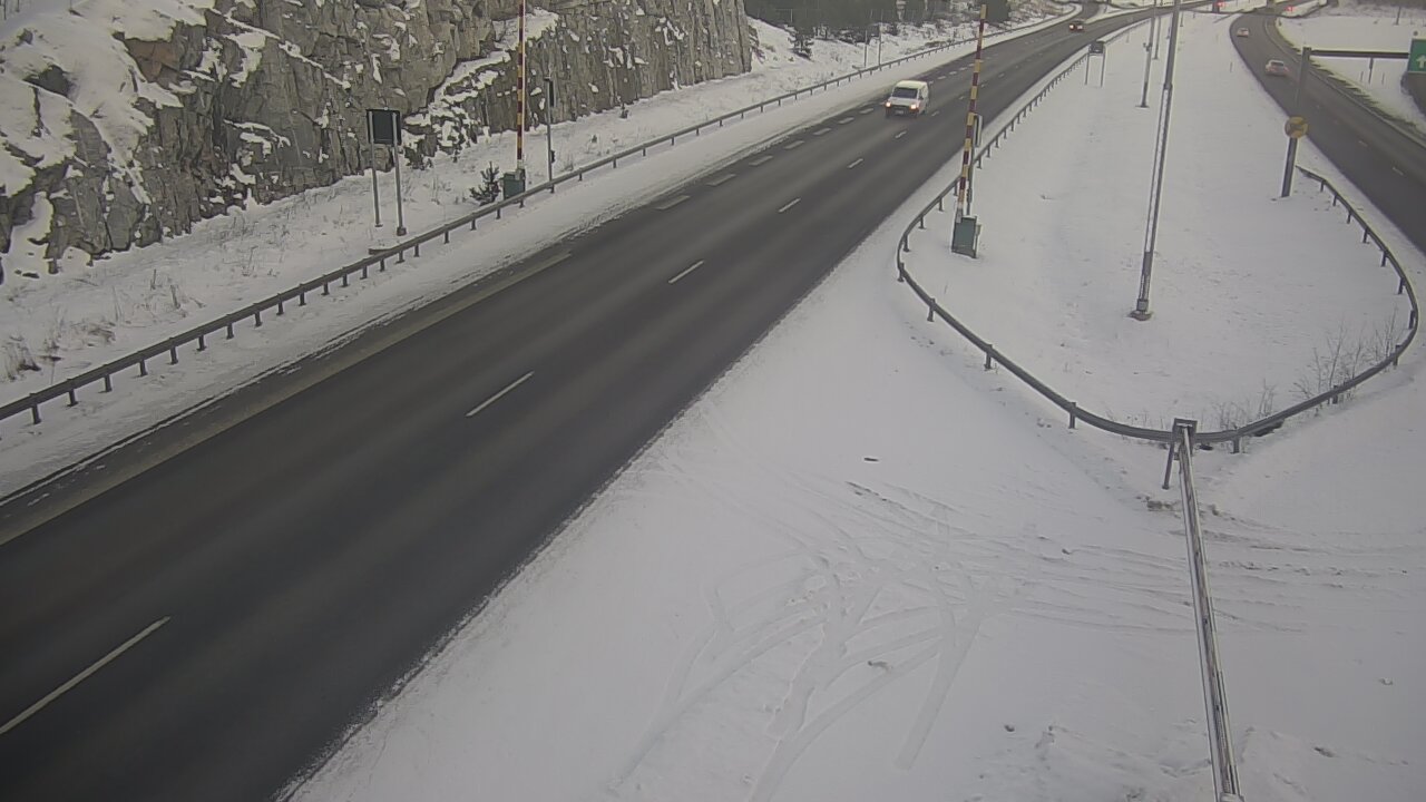 Kelikamerat Kuva Tie 1 Salo, Isokylän tunneli, puomi itä, Salo, Varsinais-Suomi