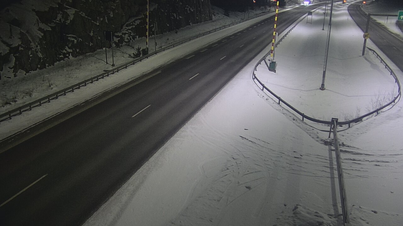 Kelikamerat Kuva Tie 1 Salo, Isokylän tunneli, puomi itä, Salo, Varsinais-Suomi