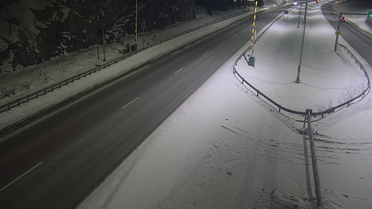 Kelikamerat Kuva Tie 1 Salo, Isokylän tunneli, puomi itä, Salo, Varsinais-Suomi