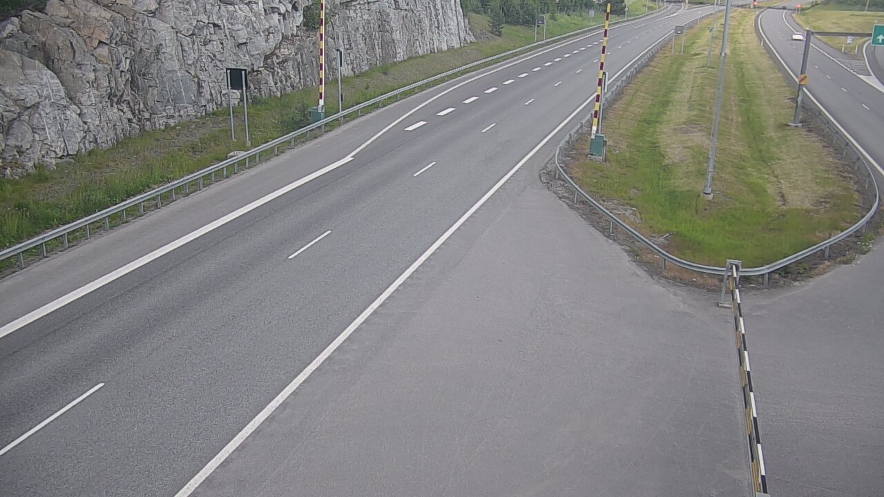 Kelikamerat Kuva Tie 1 Salo, Isokylän tunneli, puomi itä, Salo, Varsinais-Suomi