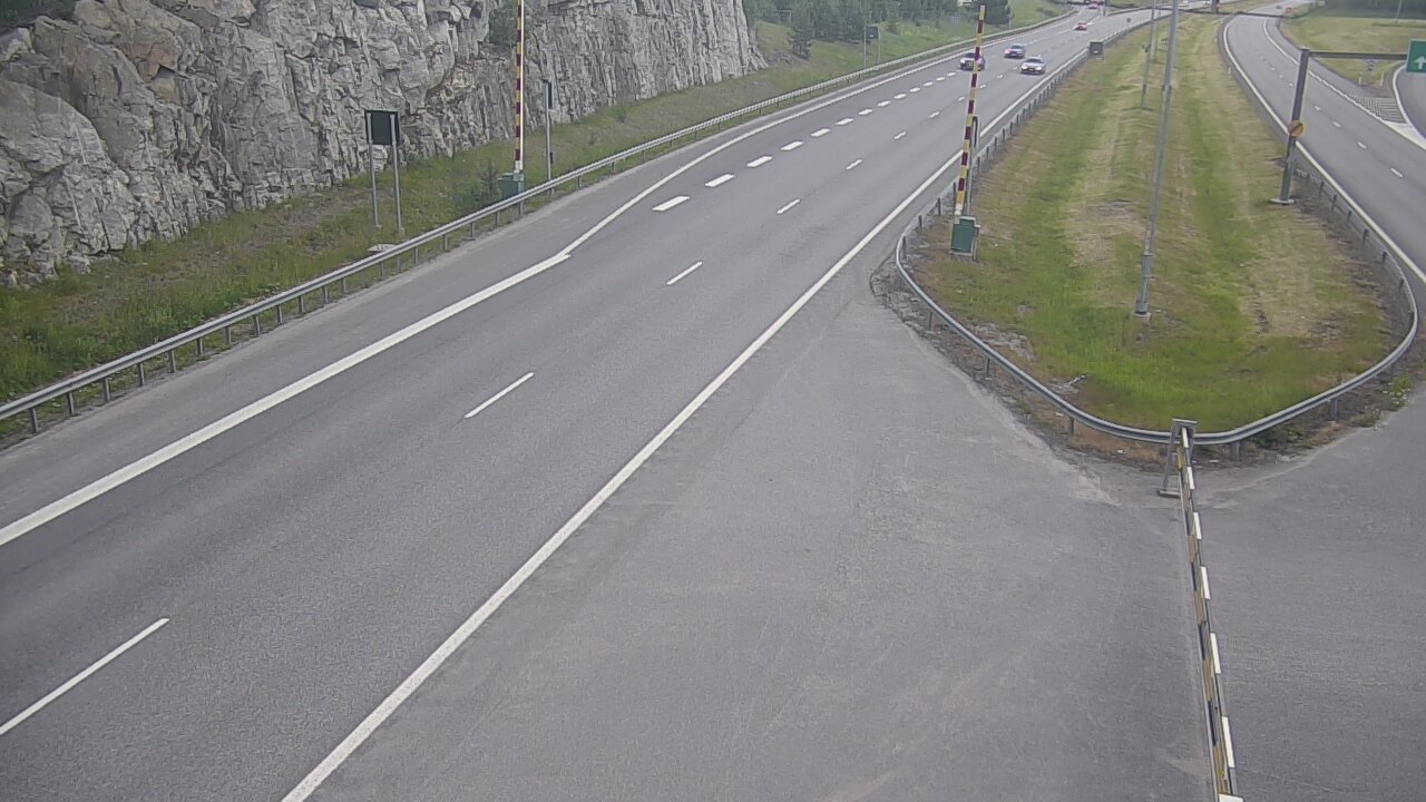 Kelikamerat Kuva Tie 1 Salo, Isokylän tunneli, puomi itä, Salo, Varsinais-Suomi