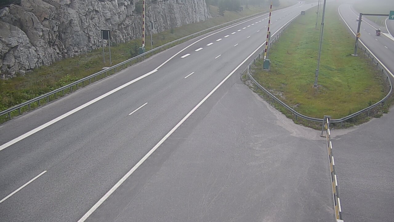 Kelikamerat Kuva Tie 1 Salo, Isokylän tunneli, puomi itä, Salo, Varsinais-Suomi