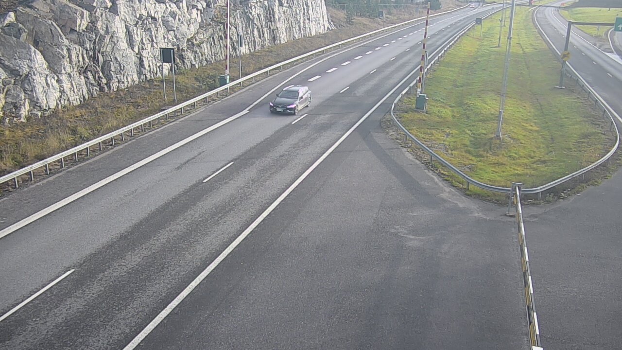 Kelikamerat Kuva Tie 1 Salo, Isokylän tunneli, puomi itä, Salo, Varsinais-Suomi