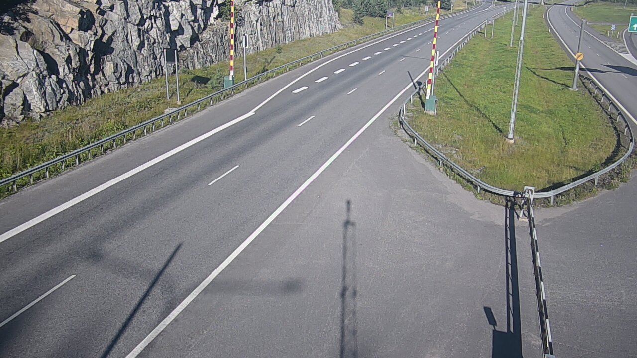Kelikamerat Kuva Tie 1 Salo, Isokylän tunneli, puomi itä, Salo, Varsinais-Suomi